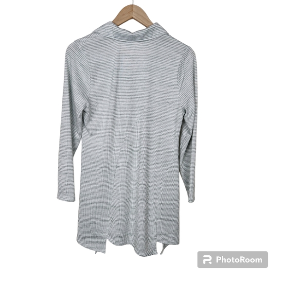 Soft Surroundings Green White Striped Button Detail Long Sleeve Tunic Top Sz S - Picture 7 of 7